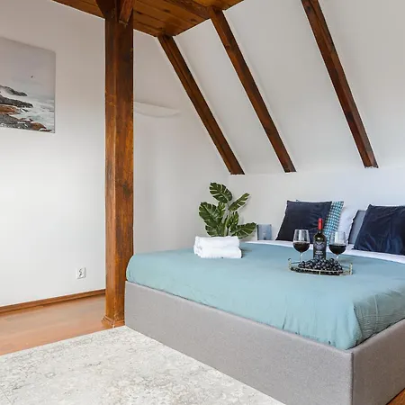 Lumina Duplex In Old Town