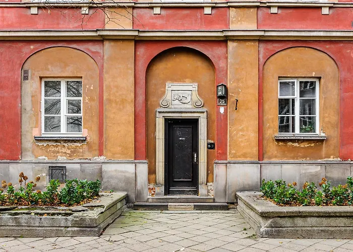 Lumina Duplex In Old Town Apartment