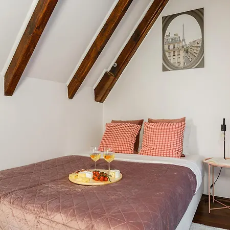 Lumina I Duplex 3-room In I Old Town *